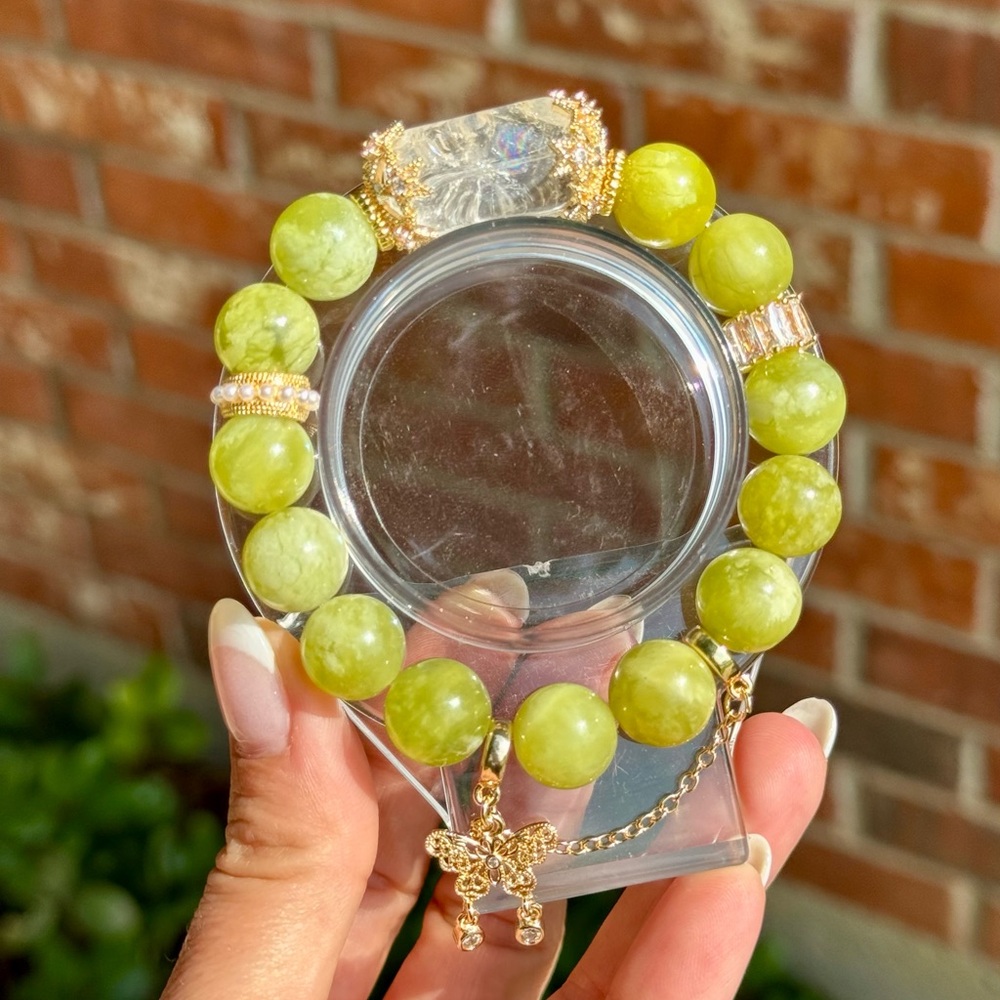 Serpentine Jade Design bracelet